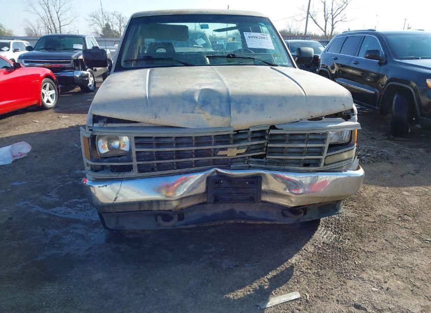 Photo 6 of 1992 Chevrolet Gmt-400 K2500 (VIN 2GCFK29K8N1128308)