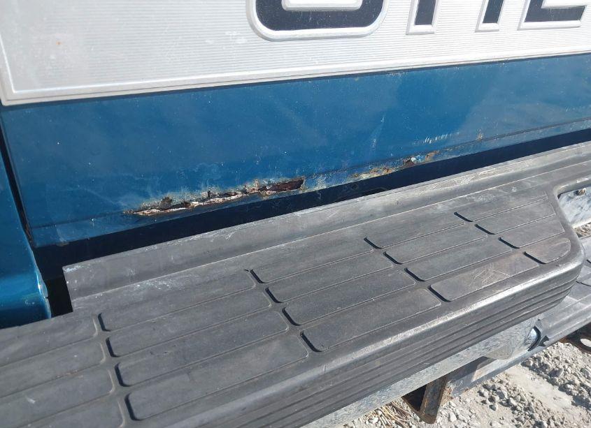 Photo 6 of 1992 Chevrolet Gmt-400 K2500 (VIN 2GCFK29KXN1223484)