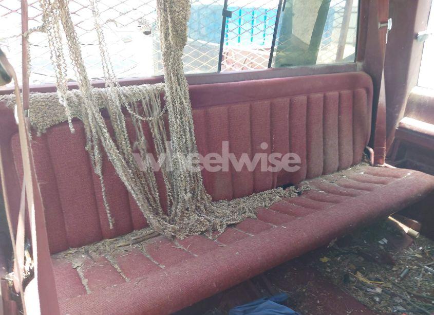 Photo 8 of 1989 Chevrolet Gmt-400 C3500 (VIN 2GCGC39N1K1253440)