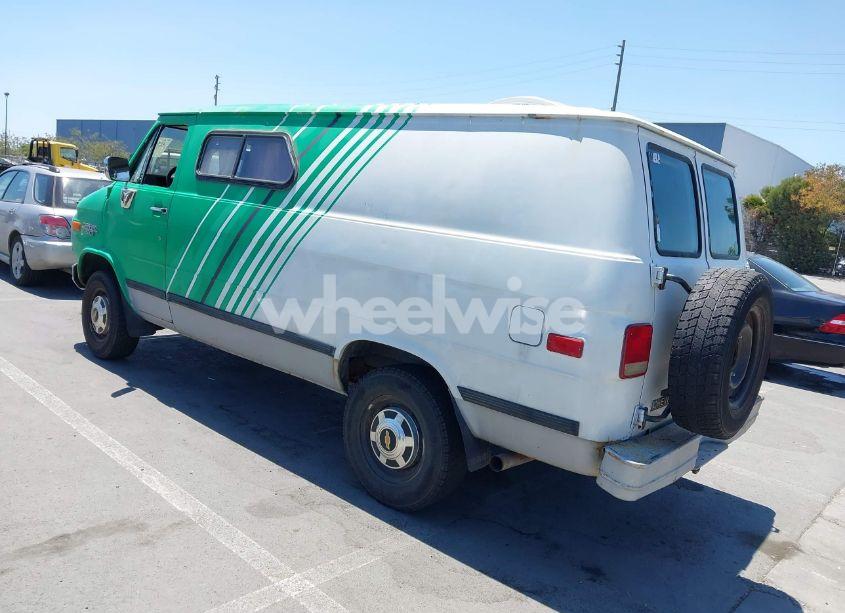 Photo 3 of 1992 Chevrolet G30 (VIN 2GCGG35Z8N4154016)