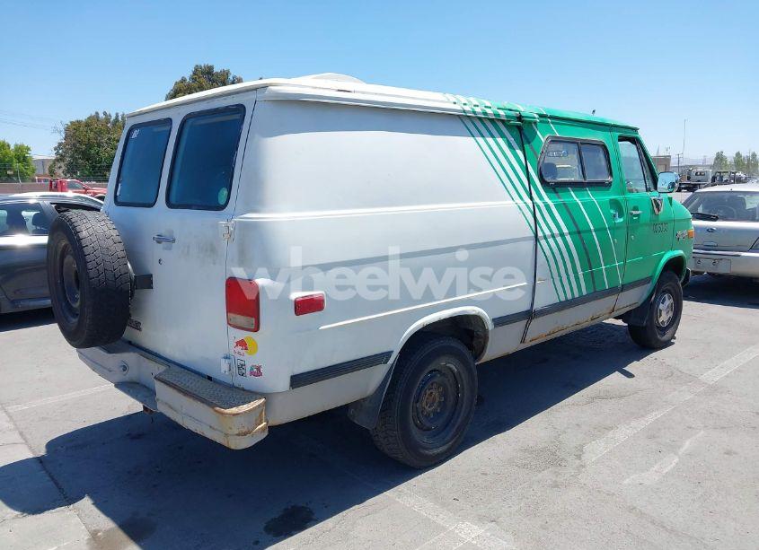 Photo 4 of 1992 Chevrolet G30 (VIN 2GCGG35Z8N4154016)