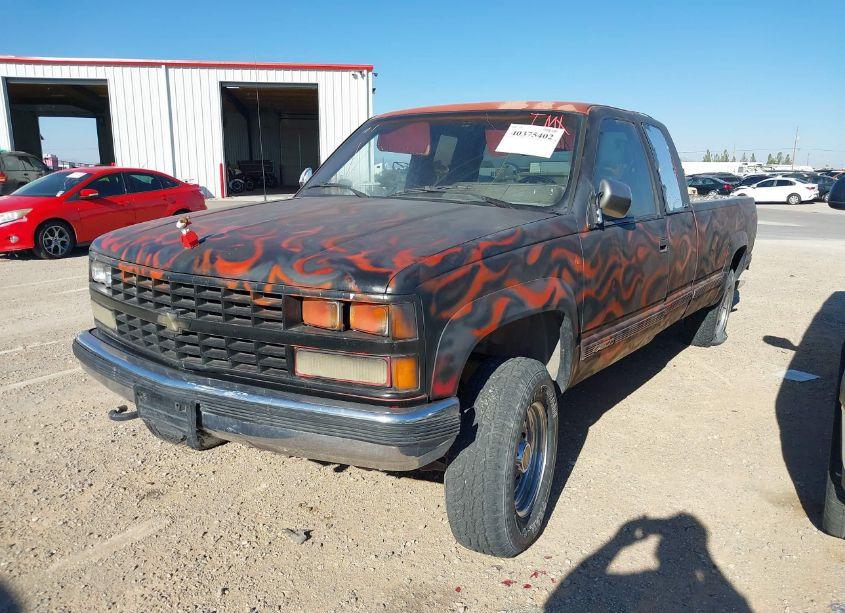 Photo 2 of 1989 Chevrolet Gmt-400 K2500 (VIN 2GCGK29K4K1237297)