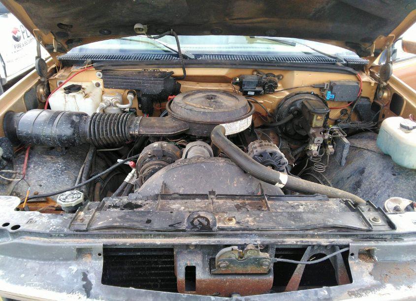 Photo 10 of 1990 Chevrolet Gmt-400 K2500 (VIN 2GCGK29K9L1167748)