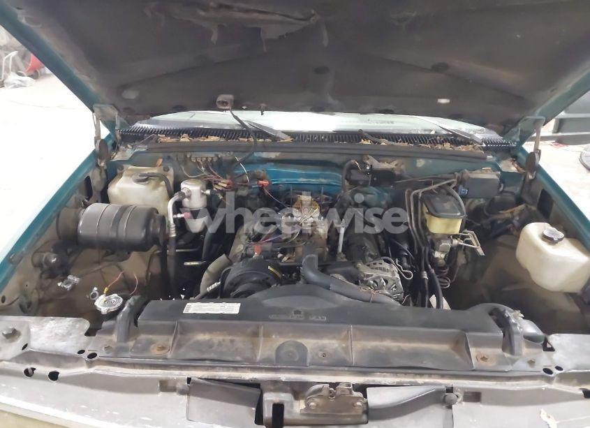 Photo 10 of 1993 Chevrolet Gmt-400 C3500 (VIN 2GCHC39N0P1113181)