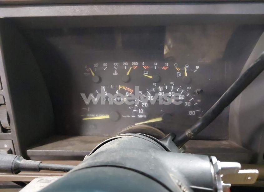 Photo 7 of 1993 Chevrolet Gmt-400 C3500 (VIN 2GCHC39N0P1113181)