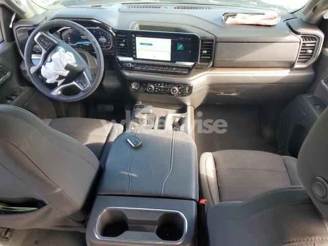 Photo 5 of 2024 CHEVROLET SILVERADO C1500 LT (VIN 2GCPACED3R1158830)