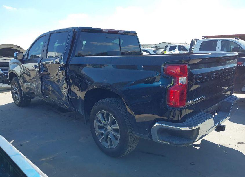 Photo 3 of 2024 Chevrolet Silverado 1500 2WD SHORT BED LT (VIN 2GCPACED4R1224060)