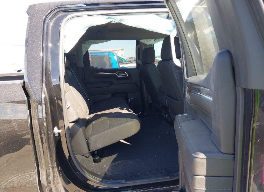 Photo 8 of 2024 Chevrolet Silverado 1500 2WD SHORT BED LT (VIN 2GCPACED4R1224060)