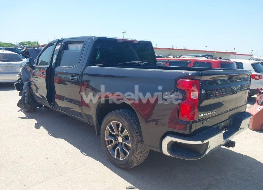 Photo 3 of 2022 Chevrolet Silverado 1500 2WD SHORT BED LT (VIN 2GCPACED8N1512111)