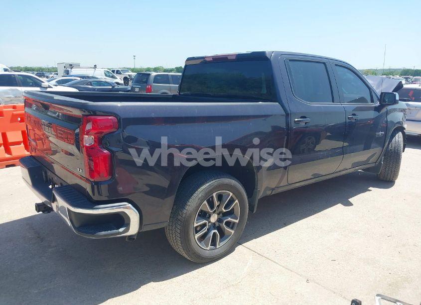Photo 4 of 2022 Chevrolet Silverado 1500 2WD SHORT BED LT (VIN 2GCPACED8N1512111)