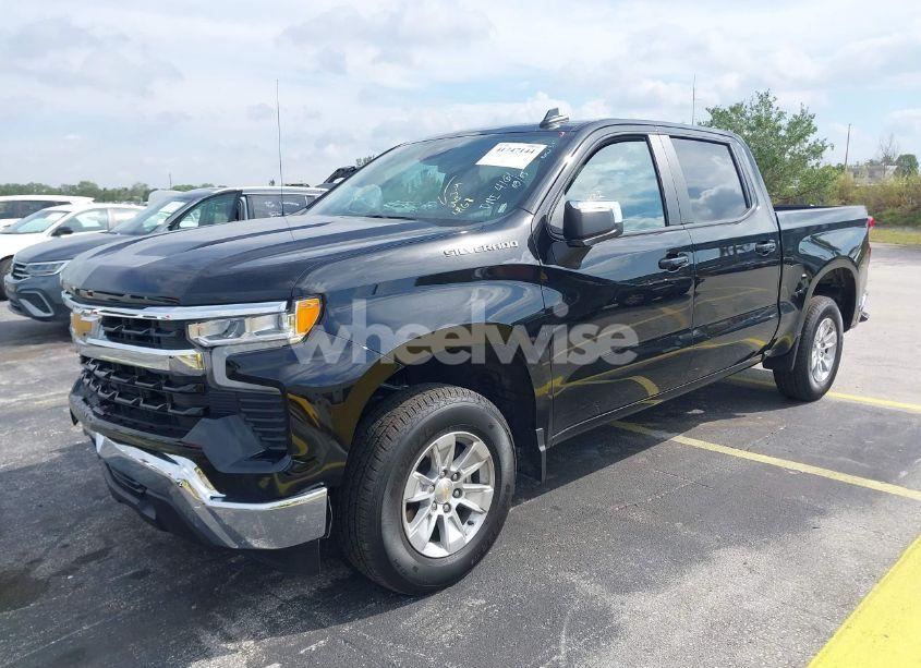Photo 2 of 2025 Chevrolet Silverado 1500 2WD SHORT BED LT (VIN 2GCPACEDXS1119156)