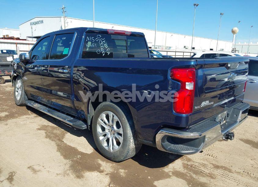 Photo 3 of 2022 Chevrolet Silverado 1500 (VIN 2GCPAEED5N1506651)