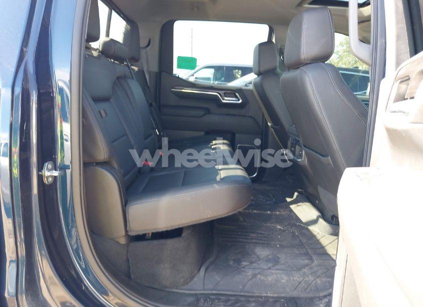 Photo 8 of 2022 Chevrolet Silverado 1500 (VIN 2GCPAEED5N1506651)