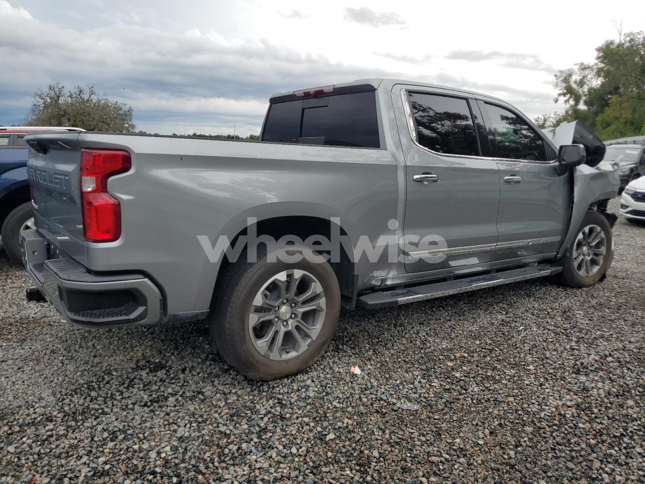 Photo 3 of 2024 CHEVROLET SILVERADO C1500 HIGH COUNTRY (VIN 2GCPAFED4R1225159)
