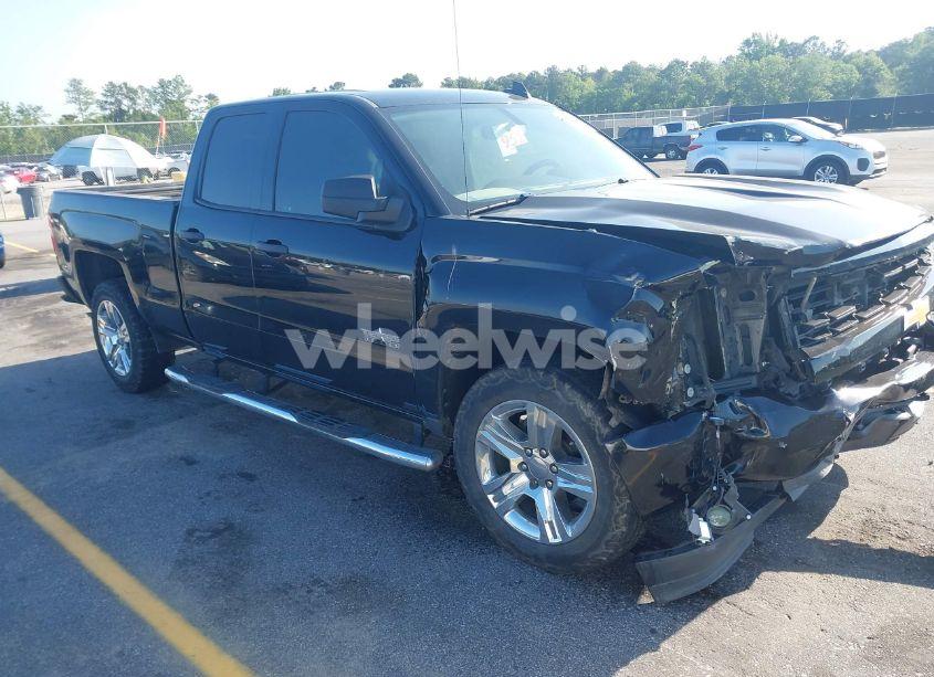 2019 Chevrolet Silverado 1500 LD SILVERADO CUSTOM (VIN 2GCRCMEC8K1197399) main photo