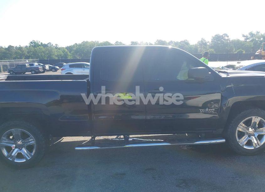 Photo 13 of 2019 Chevrolet Silverado 1500 LD SILVERADO CUSTOM (VIN 2GCRCMEC8K1197399)