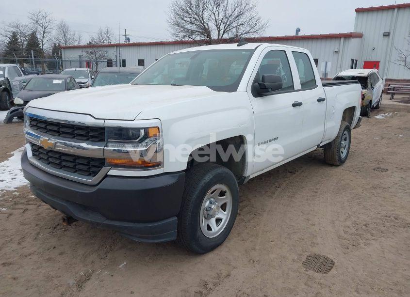 Photo 2 of 2019 Chevrolet Silverado 1500 LD WT (VIN 2GCRCNEC4K1172425)
