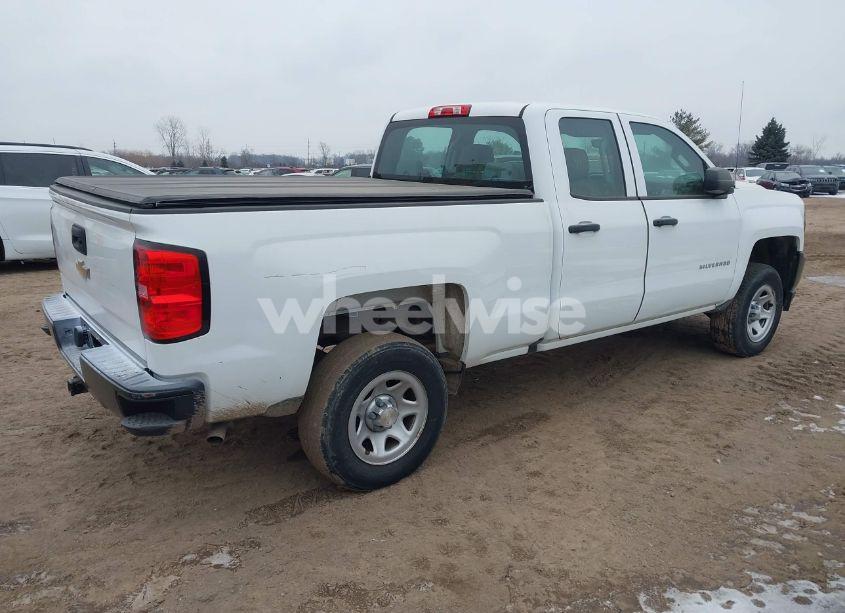 Photo 4 of 2019 Chevrolet Silverado 1500 LD WT (VIN 2GCRCNEC4K1172425)