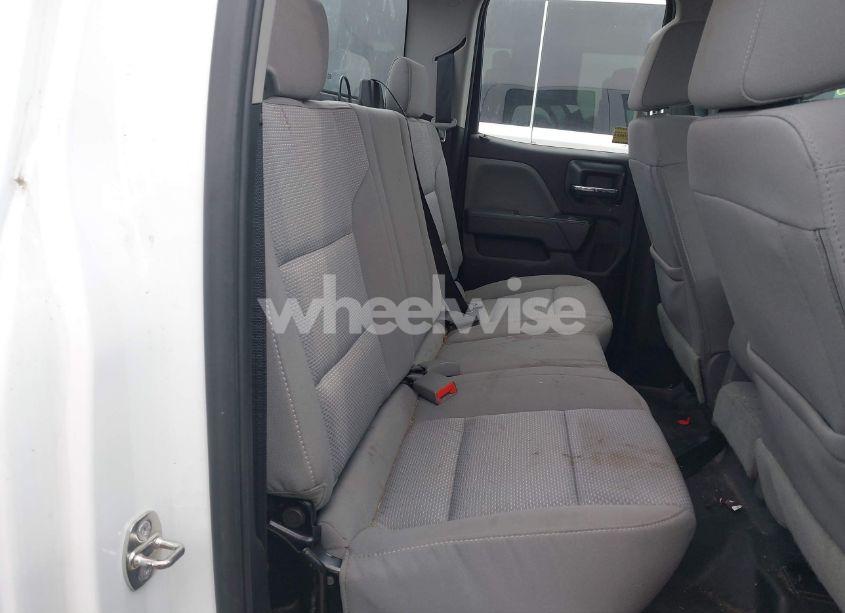 Photo 8 of 2019 Chevrolet Silverado 1500 LD WT (VIN 2GCRCNEC4K1172425)