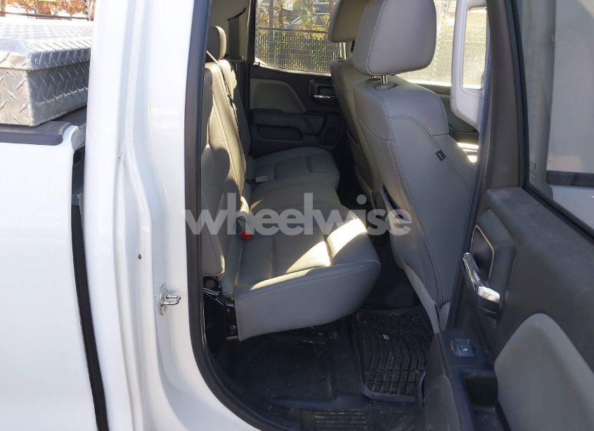 Photo 8 of 2019 Chevrolet Silverado 1500 LD WT (VIN 2GCRCNEC4K1182548)