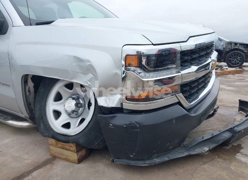 Photo 6 of 2019 Chevrolet Silverado 1500 LD WT (VIN 2GCRCNEC5K1198418)