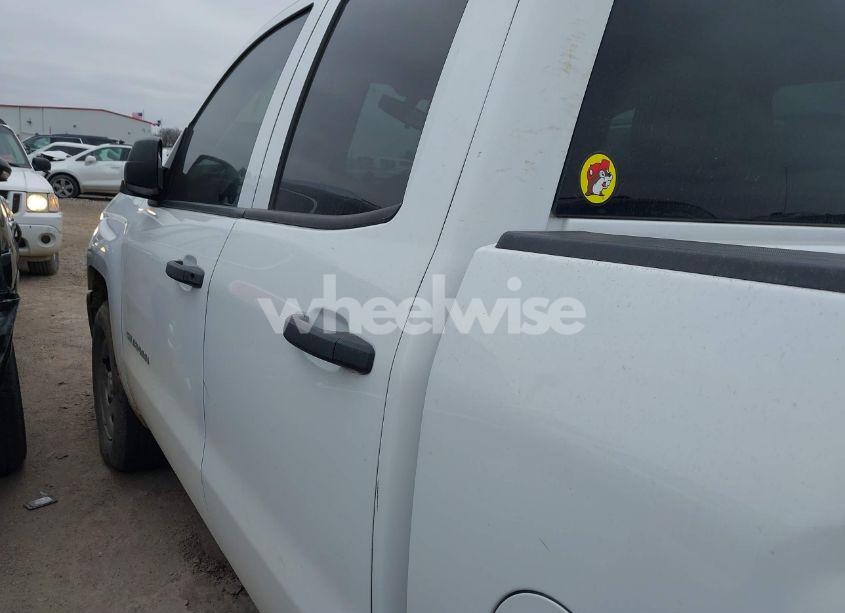 Photo 13 of 2019 Chevrolet Silverado 1500 LD WT (VIN 2GCRCNEC5K1214617)