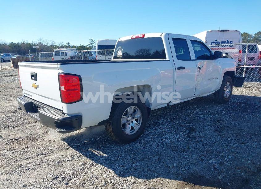 Photo 4 of 2019 Chevrolet Silverado 1500 LD WT (VIN 2GCRCNEC6K1156808)