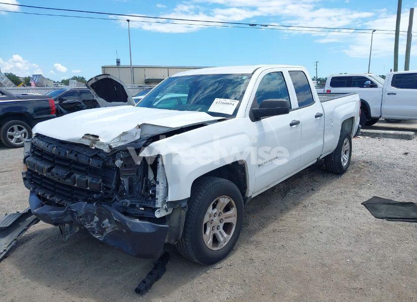 Photo 2 of 2019 Chevrolet Silverado 1500 LD WT (VIN 2GCRCNEC9K1127173)