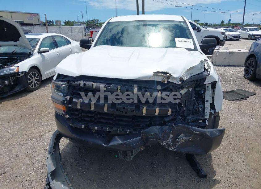 Photo 6 of 2019 Chevrolet Silverado 1500 LD WT (VIN 2GCRCNEC9K1127173)