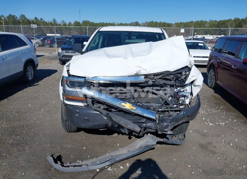 Photo 12 of 2019 Chevrolet Silverado 1500 LD (VIN 2GCRCNECXK1149456)