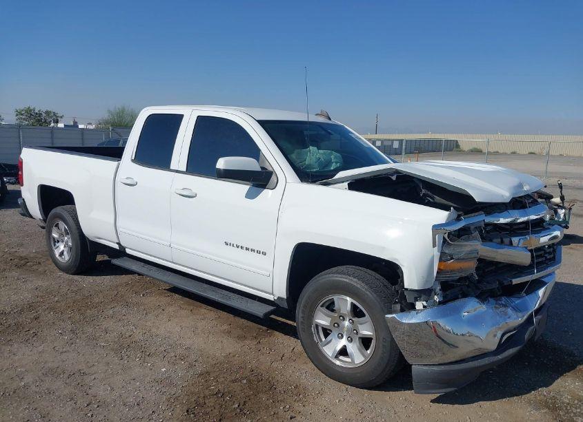2019 Chevrolet Silverado 1500 LD LT (VIN 2GCRCPEC0K1104215) main photo