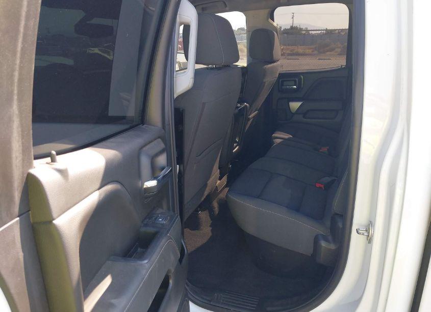 Photo 8 of 2019 Chevrolet Silverado 1500 LD LT (VIN 2GCRCPEC0K1104215)