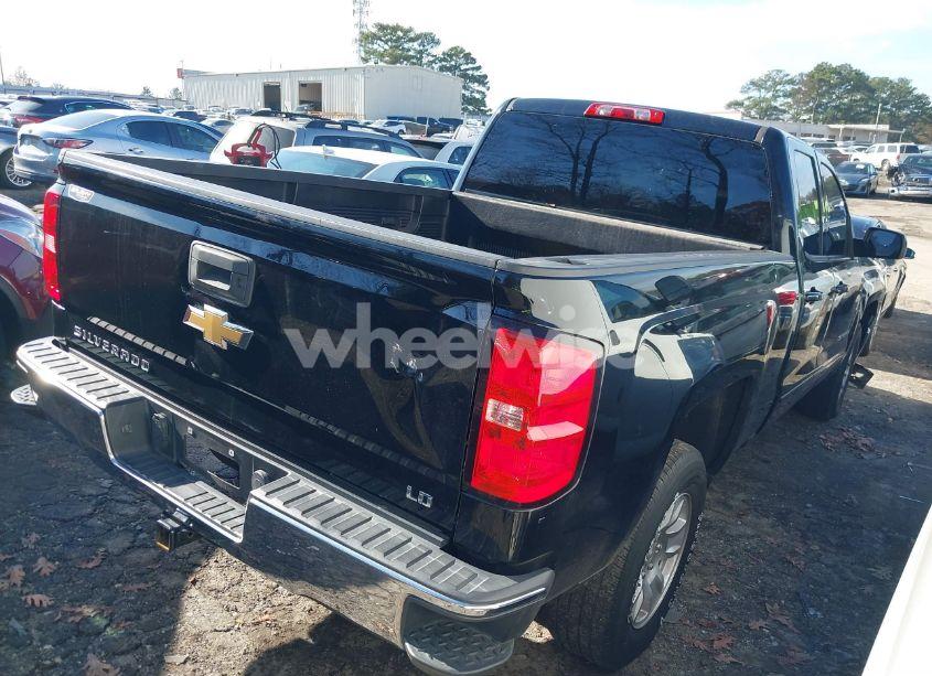 Photo 4 of 2019 Chevrolet Silverado 1500 LD LT (VIN 2GCRCPEC0K1160736)