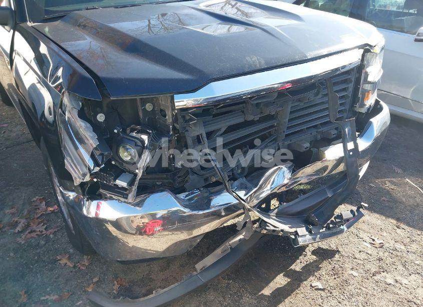 Photo 6 of 2019 Chevrolet Silverado 1500 LD LT (VIN 2GCRCPEC0K1160736)