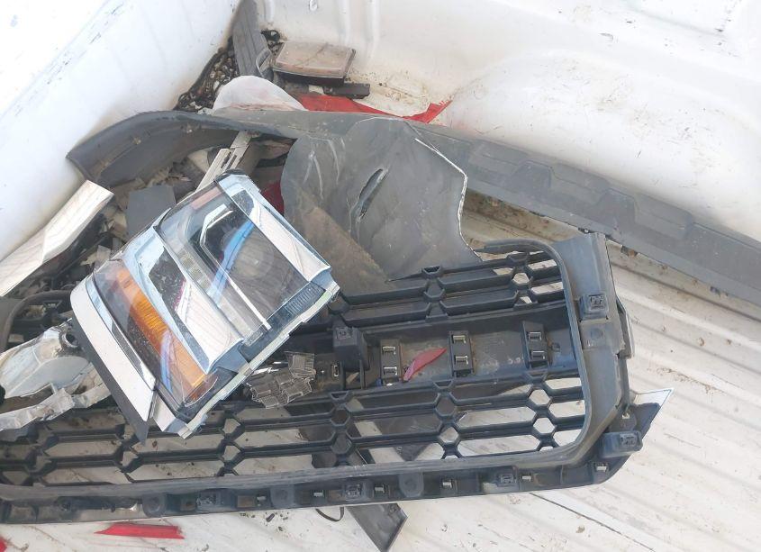 Photo 12 of 2019 Chevrolet Silverado 1500 LD LT (VIN 2GCRCPEC2K1143274)