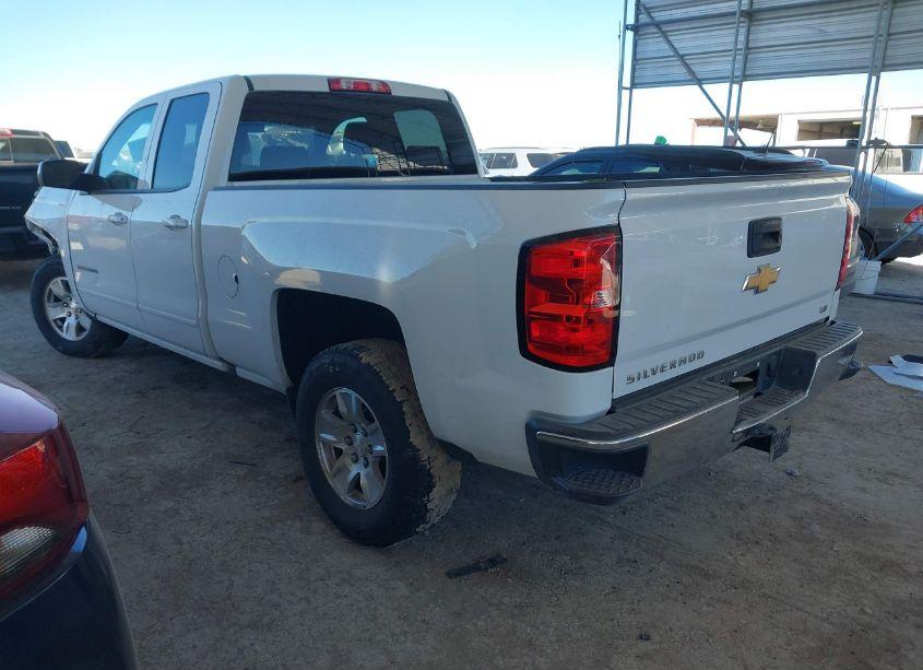 Photo 3 of 2019 Chevrolet Silverado 1500 LD LT (VIN 2GCRCPEC2K1143274)