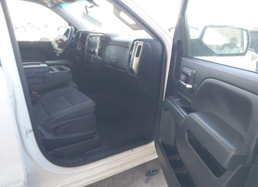 Photo 5 of 2019 Chevrolet Silverado 1500 LD LT (VIN 2GCRCPEC2K1143274)