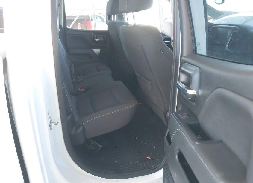 Photo 8 of 2019 Chevrolet Silverado 1500 LD LT (VIN 2GCRCPEC2K1143274)