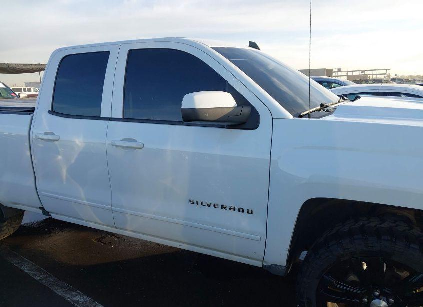 Photo 13 of 2019 Chevrolet Silverado 1500 LD LT (VIN 2GCRCPEC2K1164982)