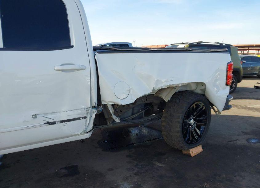 Photo 6 of 2019 Chevrolet Silverado 1500 LD LT (VIN 2GCRCPEC2K1164982)