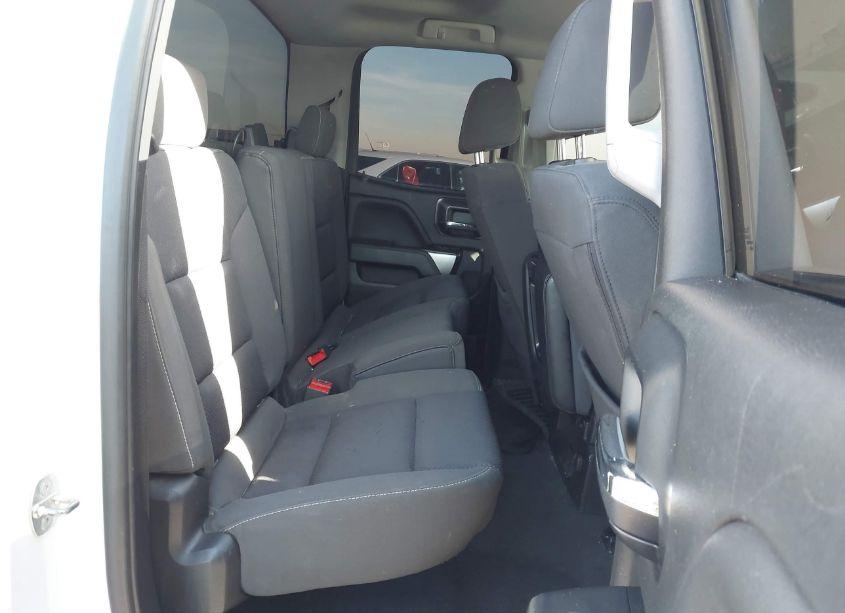 Photo 8 of 2019 Chevrolet Silverado 1500 LD LT (VIN 2GCRCPEC2K1164982)