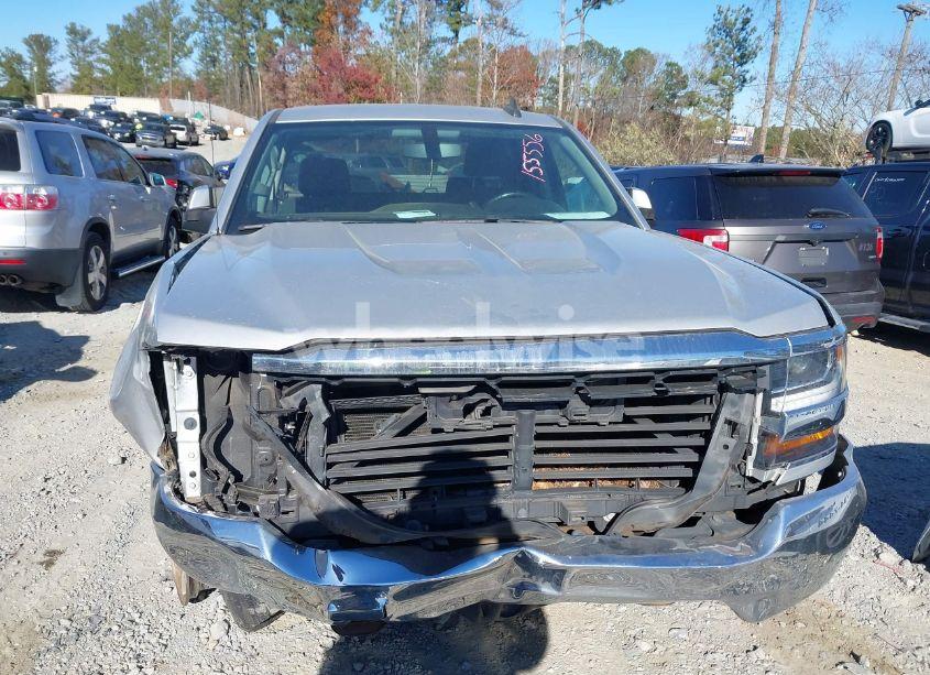 Photo 12 of 2019 Chevrolet Silverado 1500 LD LT (VIN 2GCRCPEC6K1155556)