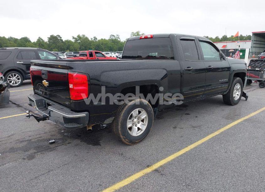 Photo 4 of 2019 Chevrolet Silverado 1500 LD LT (VIN 2GCRCPEC9K1152263)