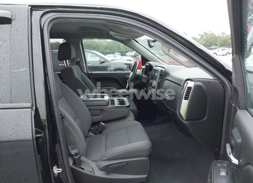 Photo 5 of 2019 Chevrolet Silverado 1500 LD LT (VIN 2GCRCPEC9K1152263)