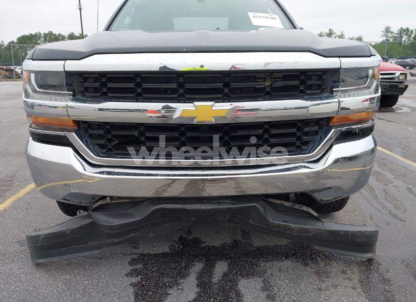 Photo 6 of 2019 Chevrolet Silverado 1500 LD LT (VIN 2GCRCPEC9K1152263)