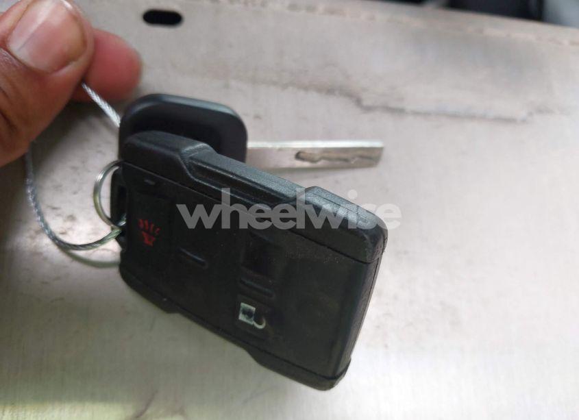 Photo 11 of 2018 Chevrolet Silverado 1500 1LT (VIN 2GCRCREC6J1110773)