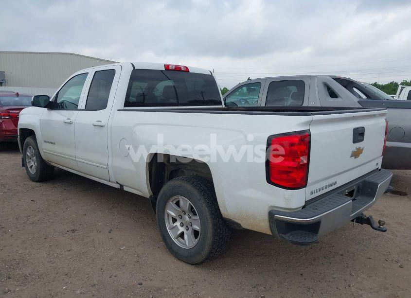 Photo 3 of 2018 Chevrolet Silverado 1500 1LT (VIN 2GCRCREC6J1110773)