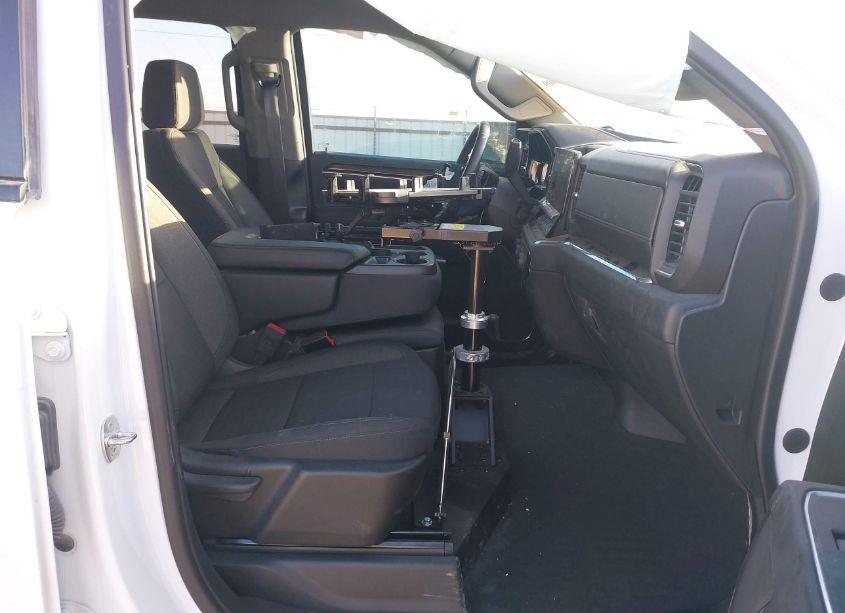 Photo 5 of 2023 Chevrolet Silverado 1500 4WD STANDARD BED LT (VIN 2GCUDDED0P1143831)