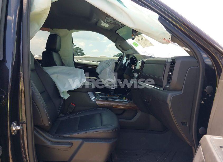 Photo 5 of 2023 Chevrolet Silverado 1500 4WD STANDARD BED LT (VIN 2GCUDDED1P1112779)