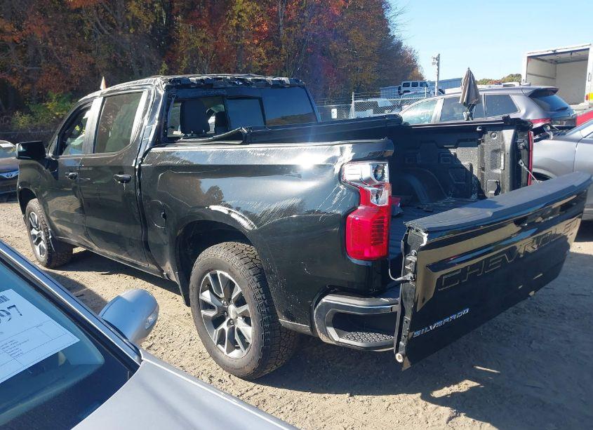 Photo 3 of 2023 Chevrolet Silverado 1500 4WD STANDARD BED LT (VIN 2GCUDDED4P1143024)